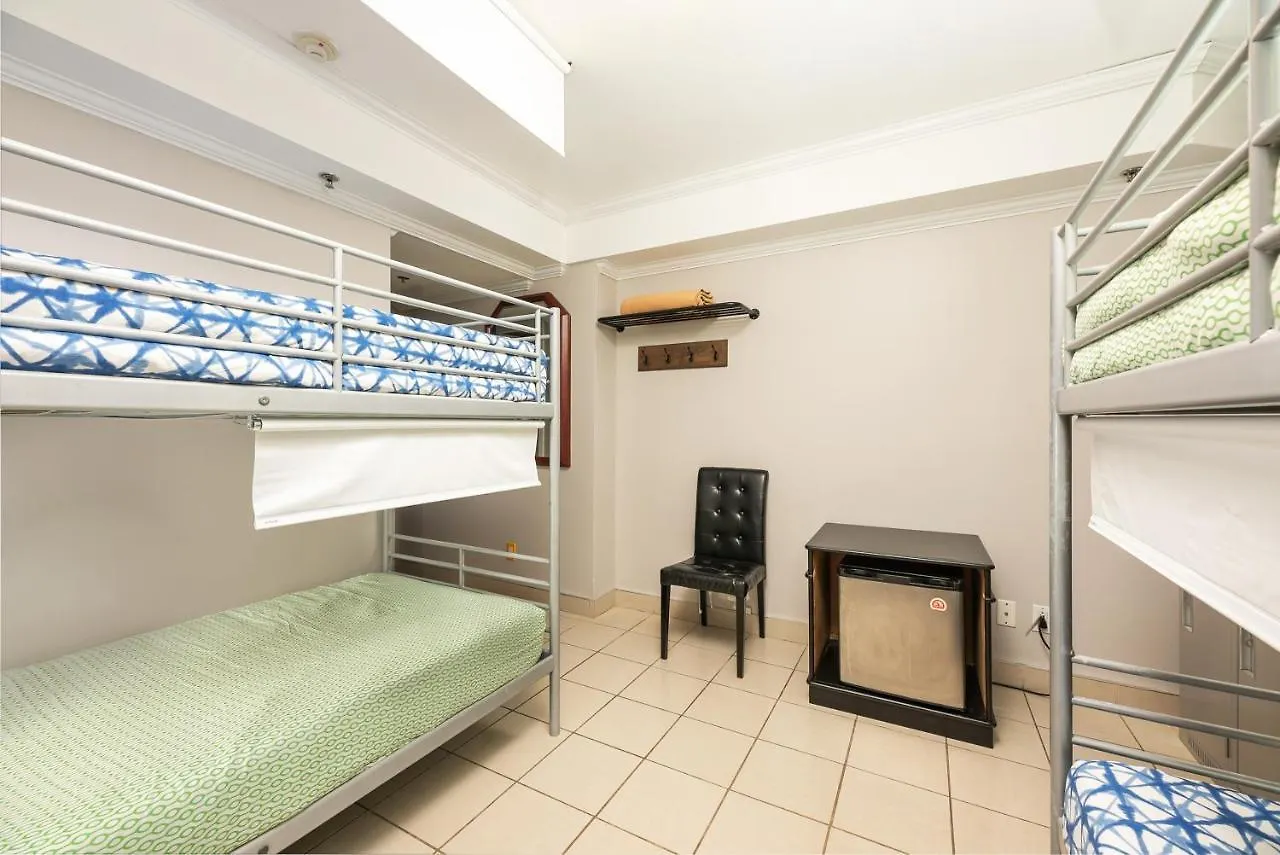 Samesun Montreal Hotel & Hostel