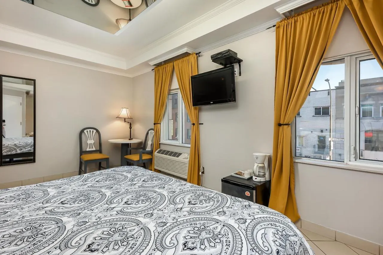Samesun Montreal Hotel & Hostel