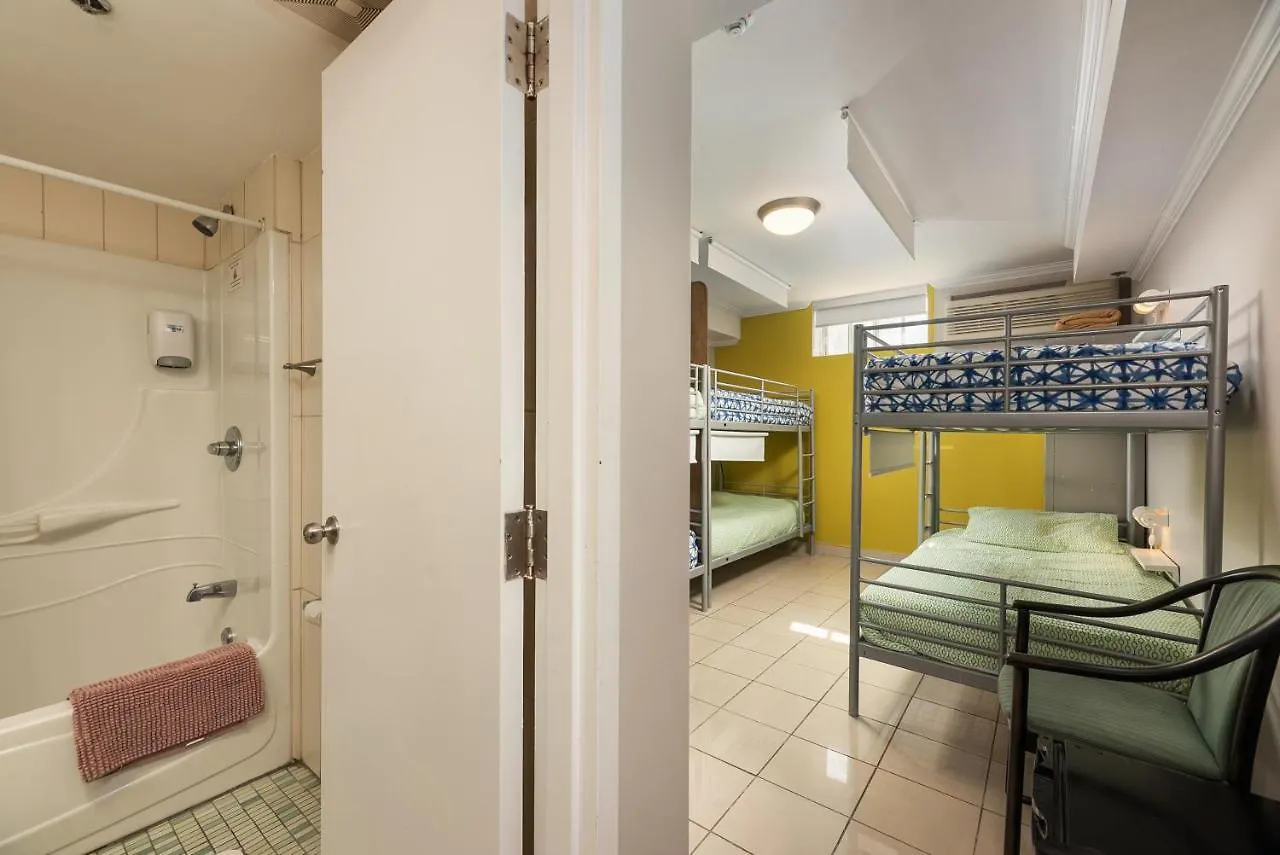Samesun Montreal Hotel & Hostel